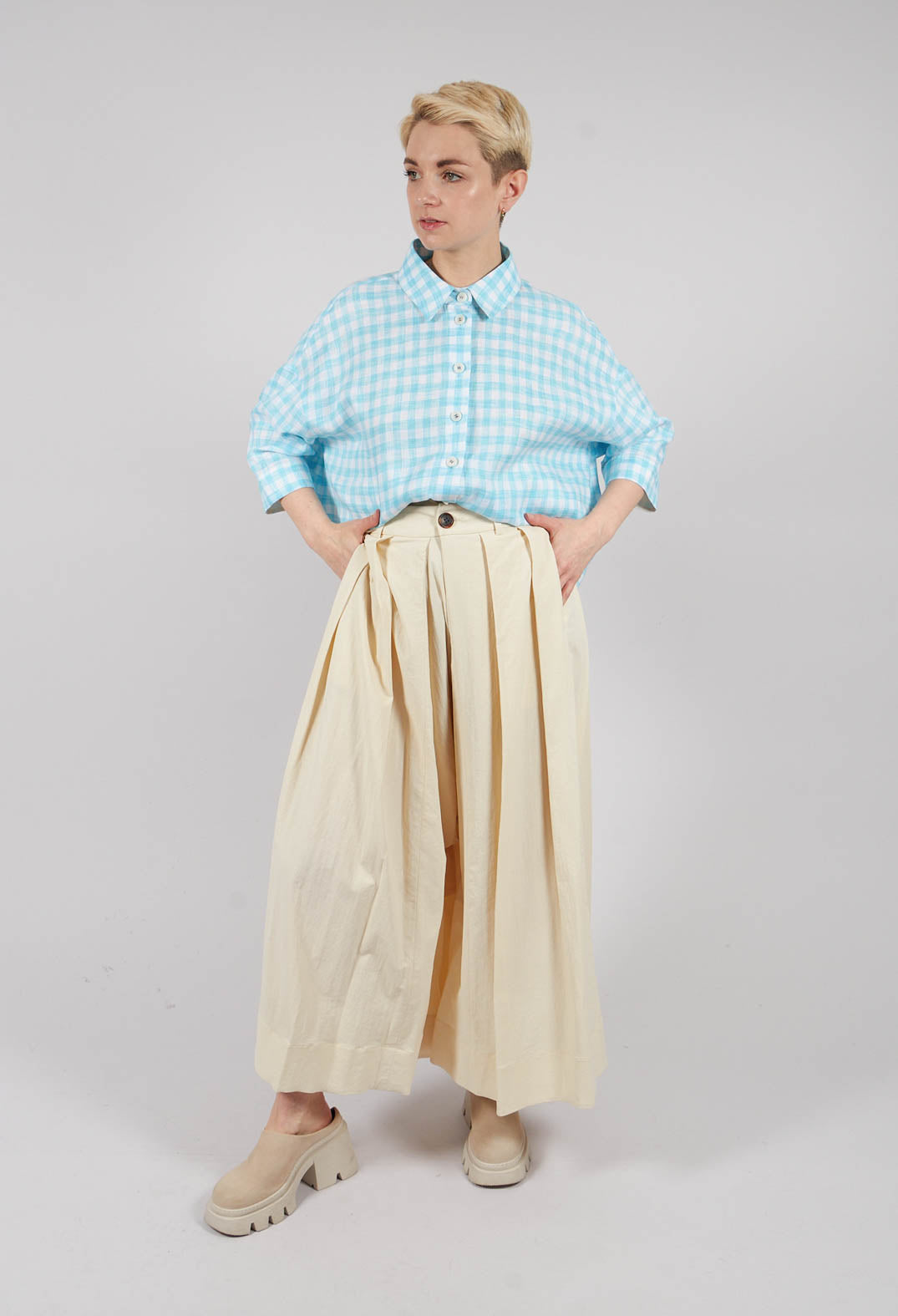 Pleat Front Trousers in Cream