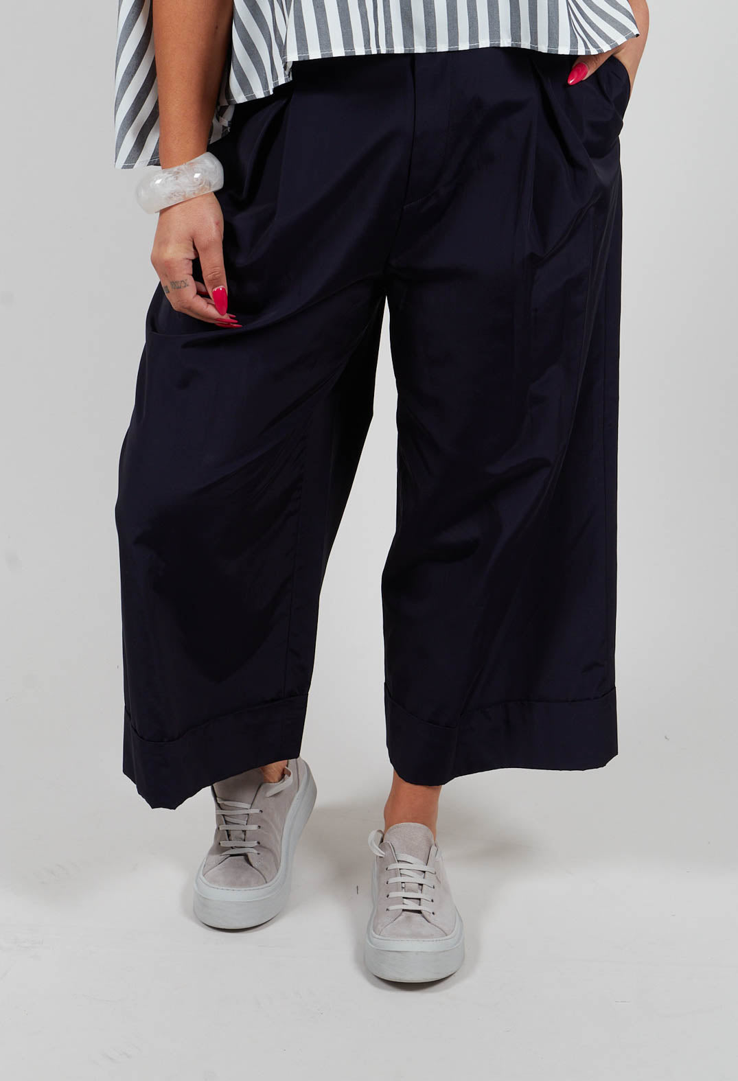 Ankle Hem Trousers in Blue