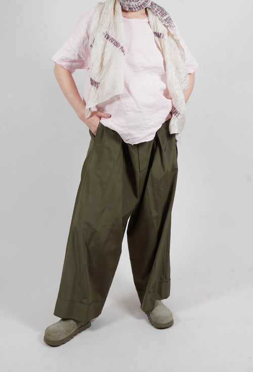 Trousers in Khaki