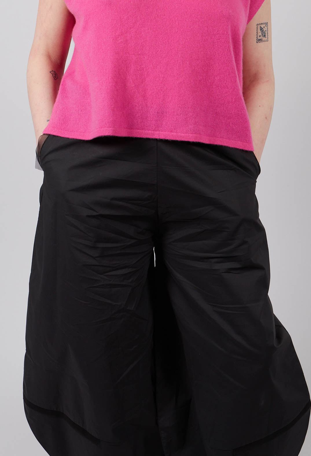 Wide Leg  Trouser in Friday Black