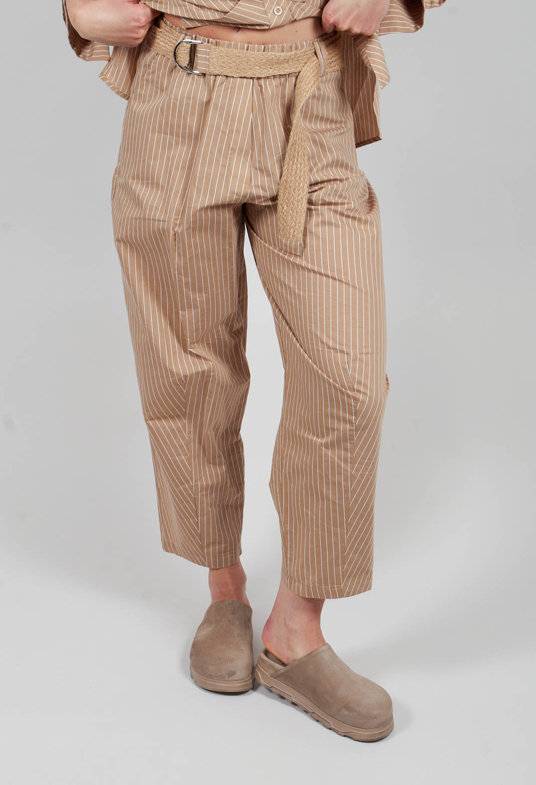 Tie Waist Trousers in Beige/White Print