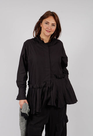 Longline Pleated Shirt in Black