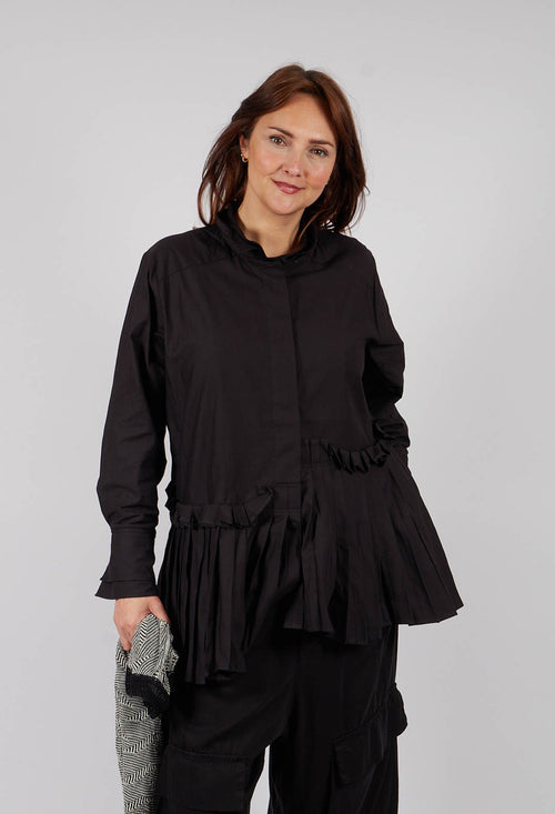 Longline Pleated Shirt in Black