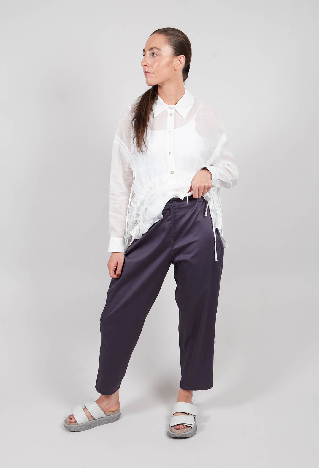 Straight Leg Trouser in Navy