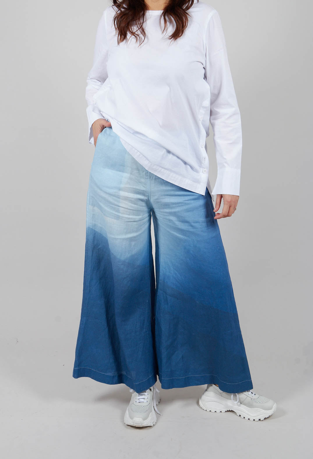 High-Waisted Maki Pants in Eve Blue