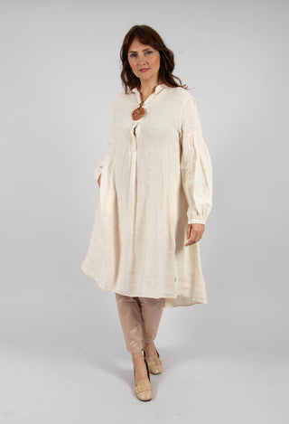 Kameli Dress in Sand