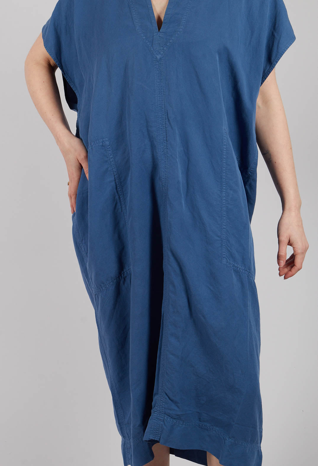 Dualani Dress in Eve Blue