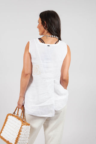 Fictitious Top in White