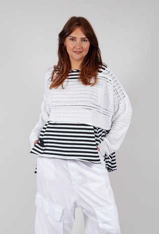 Disarranged Cropped Pullover in White
