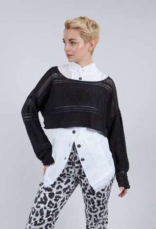 Disarranged Cropped Pullover in Black