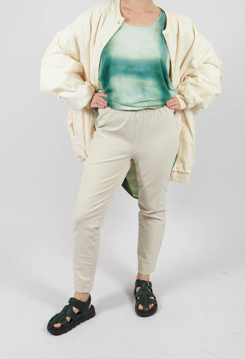 Hesidiot Trousers in Stroh
