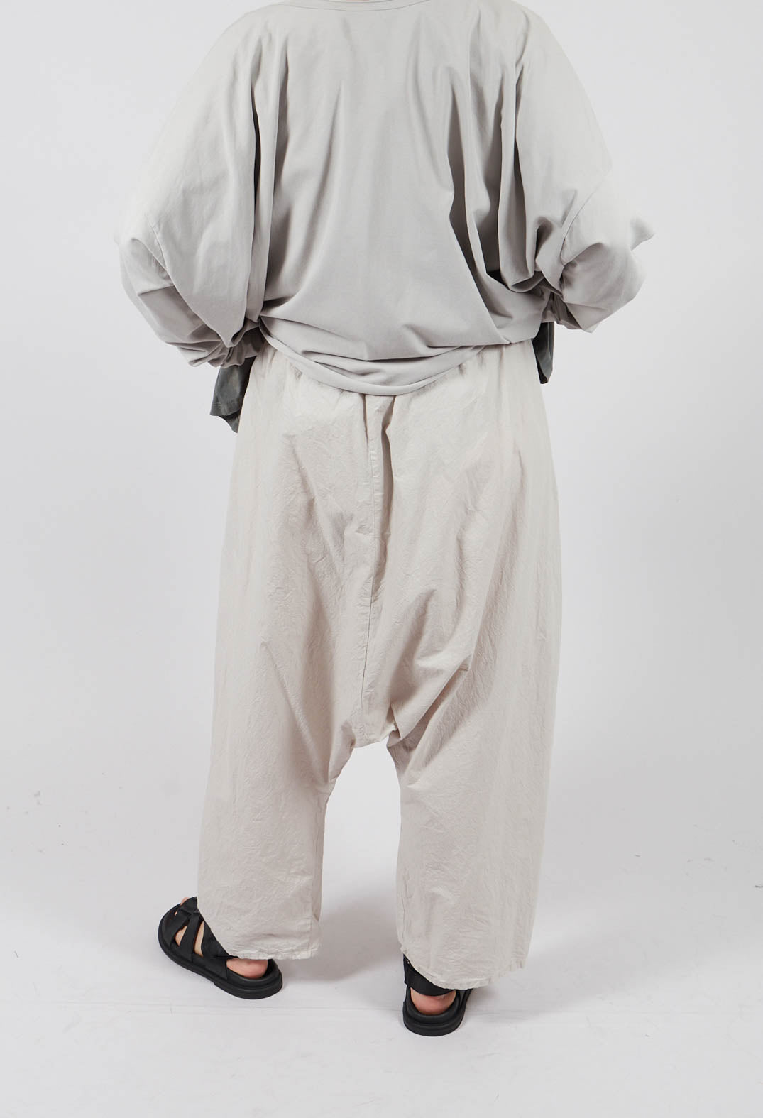 Zaunetz Trousers in Pliz