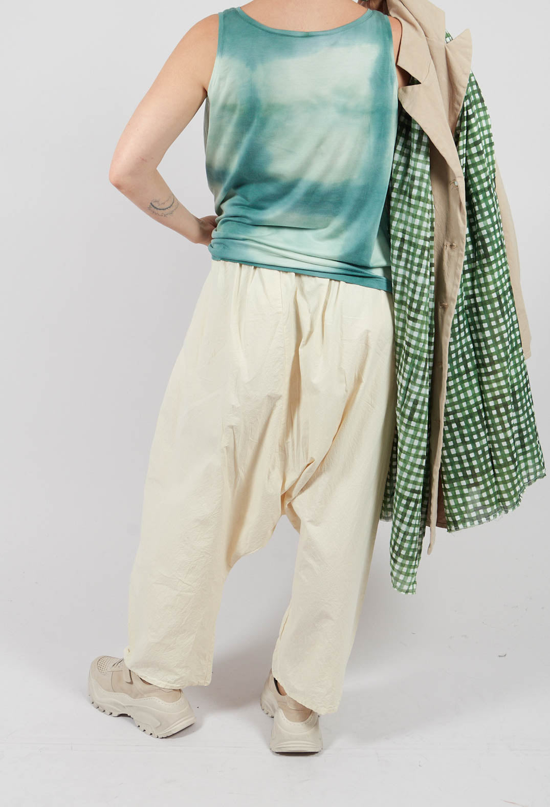 Zaunetz Trousers in Stroh
