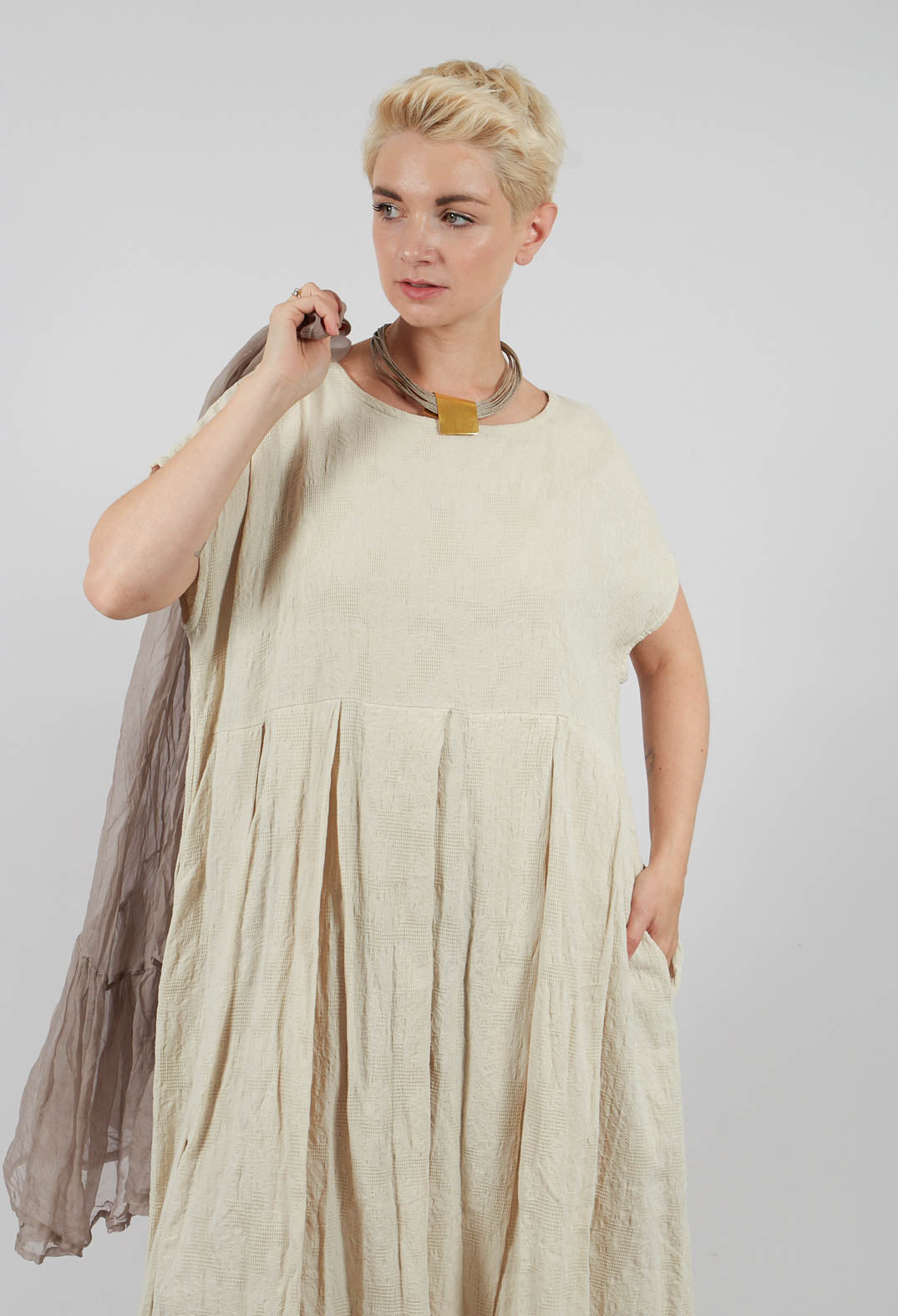 Flegezelle Dress in Stroh