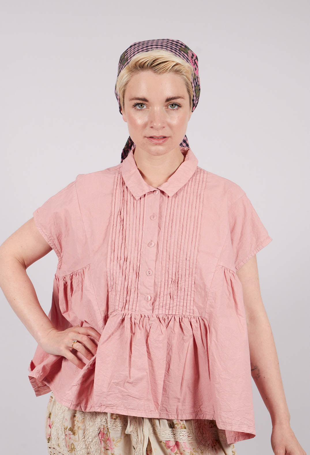 Junglaser Top in Lotus