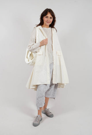 Verodense Sleeveless Jacket in Schnee