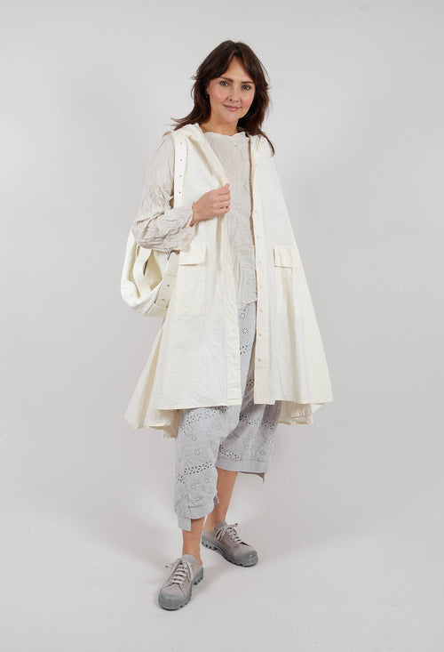 Verodense Sleeveless Jacket in Schnee