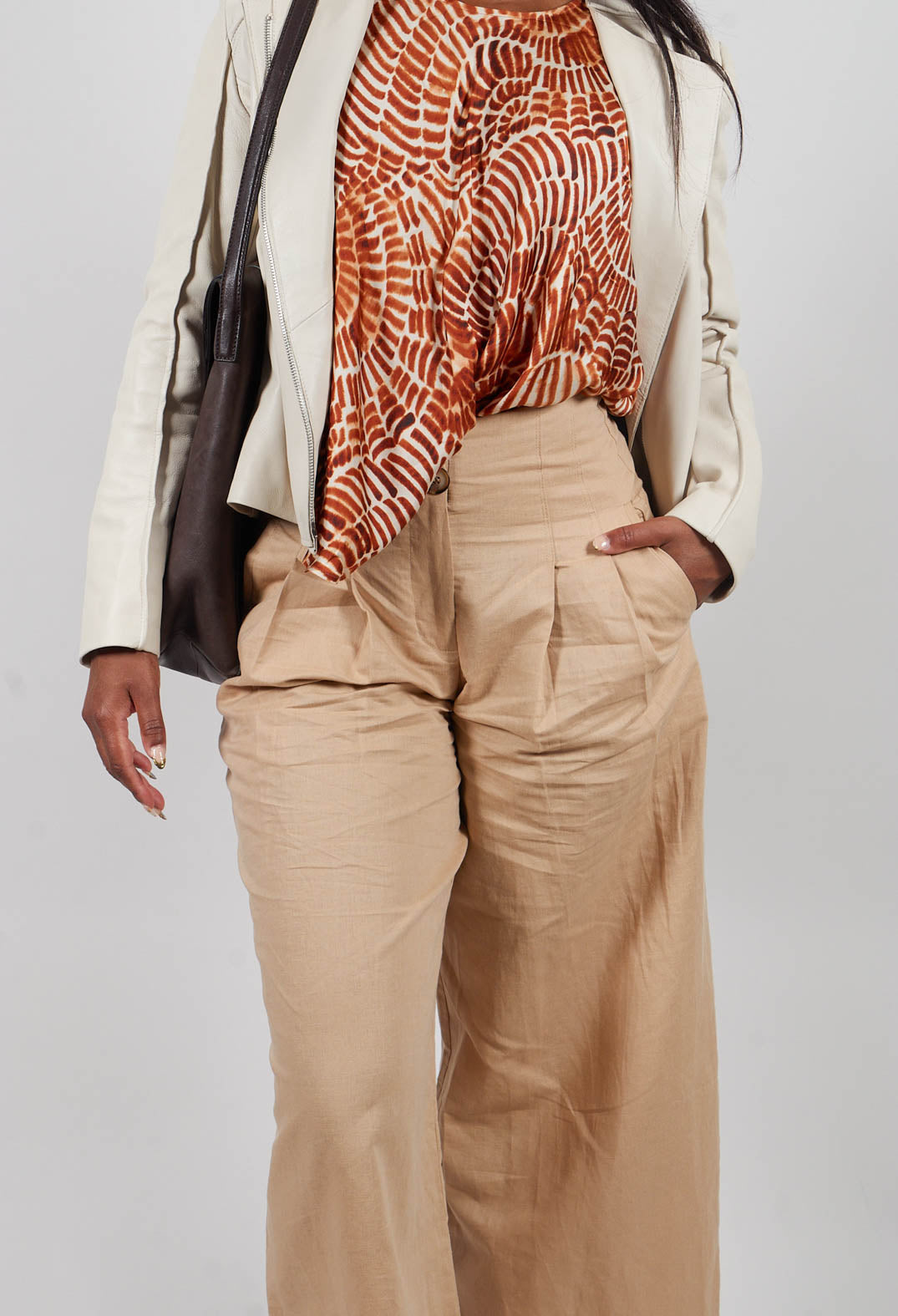 Daisy Trousers in Beige