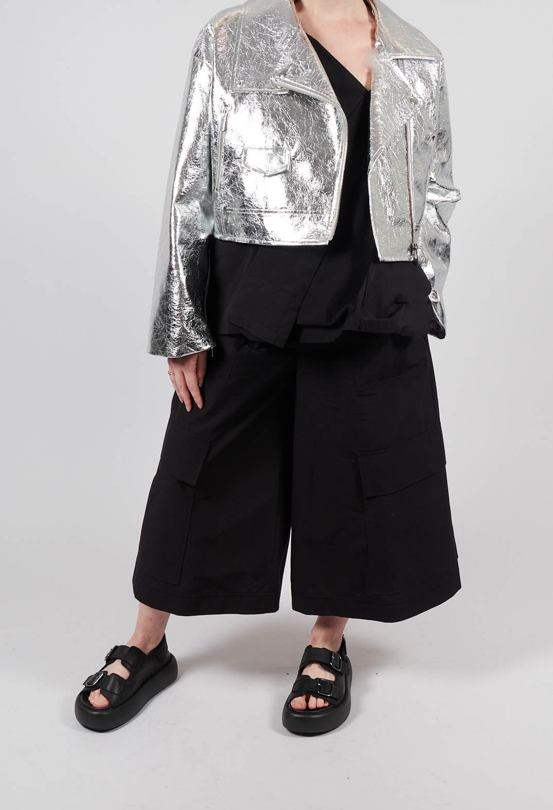 Hiso Pants in Black