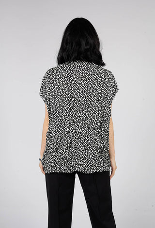 Laol Top in Black with White