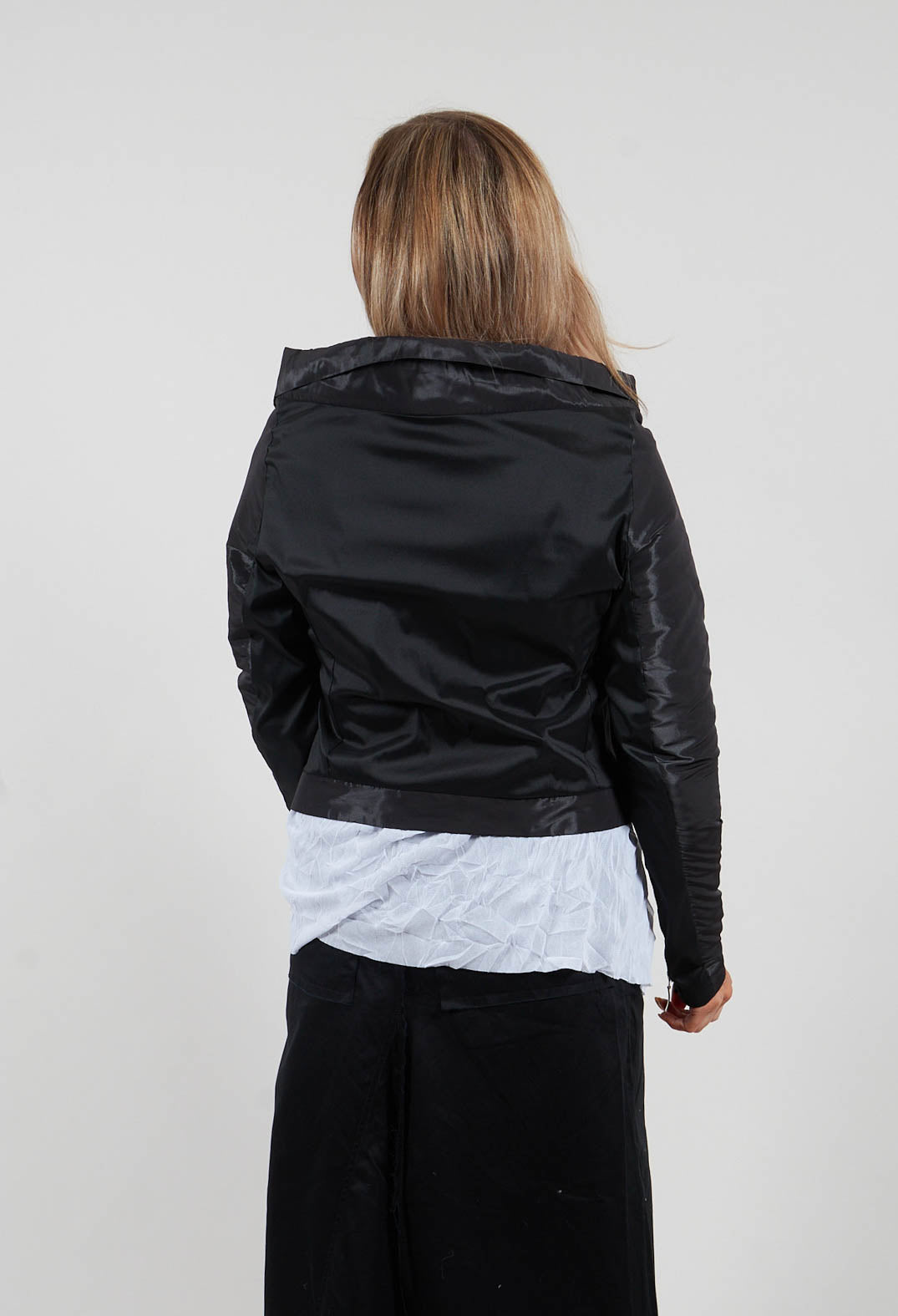 Vaca Jackets in Black