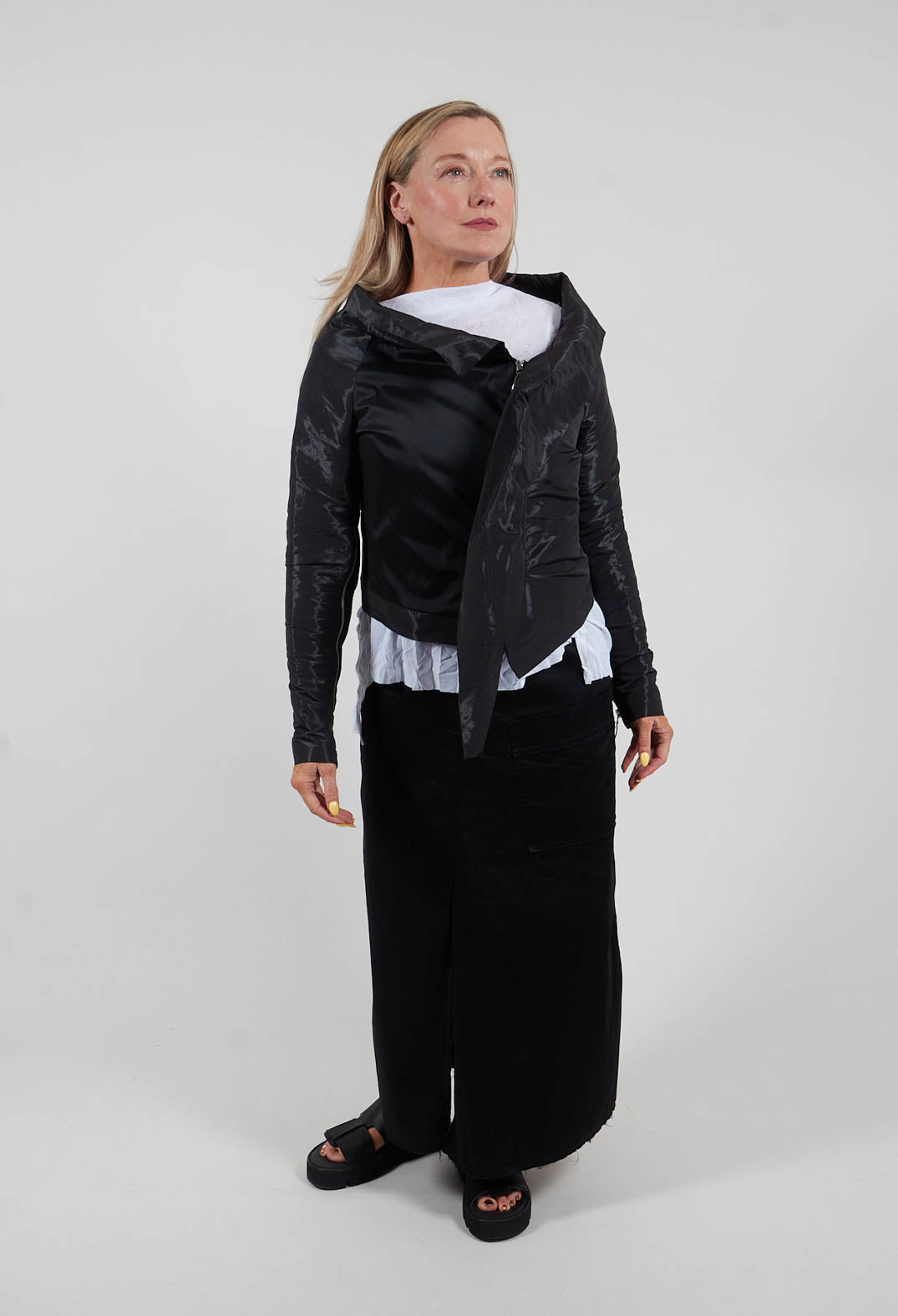 Vaca Jackets in Black