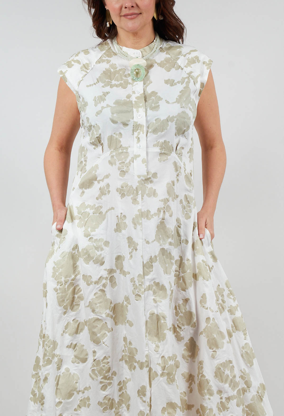 Diana Dress with Seersucker Print in Cafe Au Lait