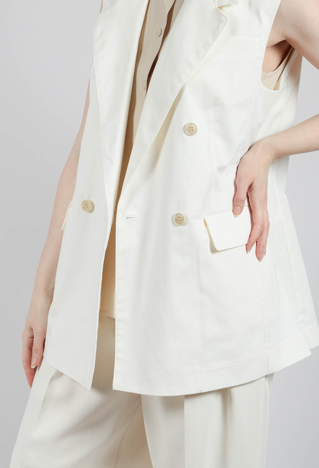 Cotton Canvas Waistcoat in White