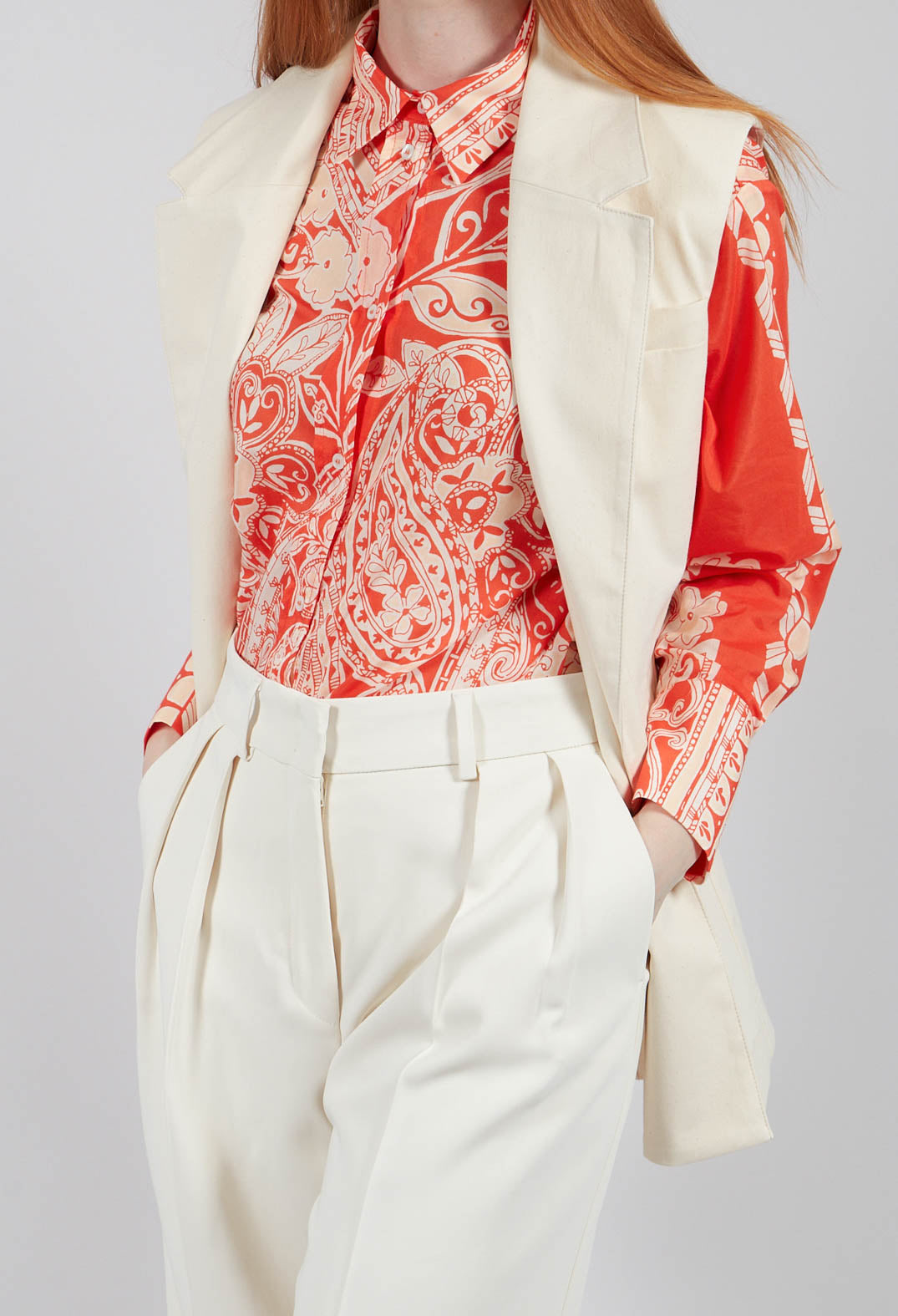 Cotton Canvas Waistcoat in Sea Salt