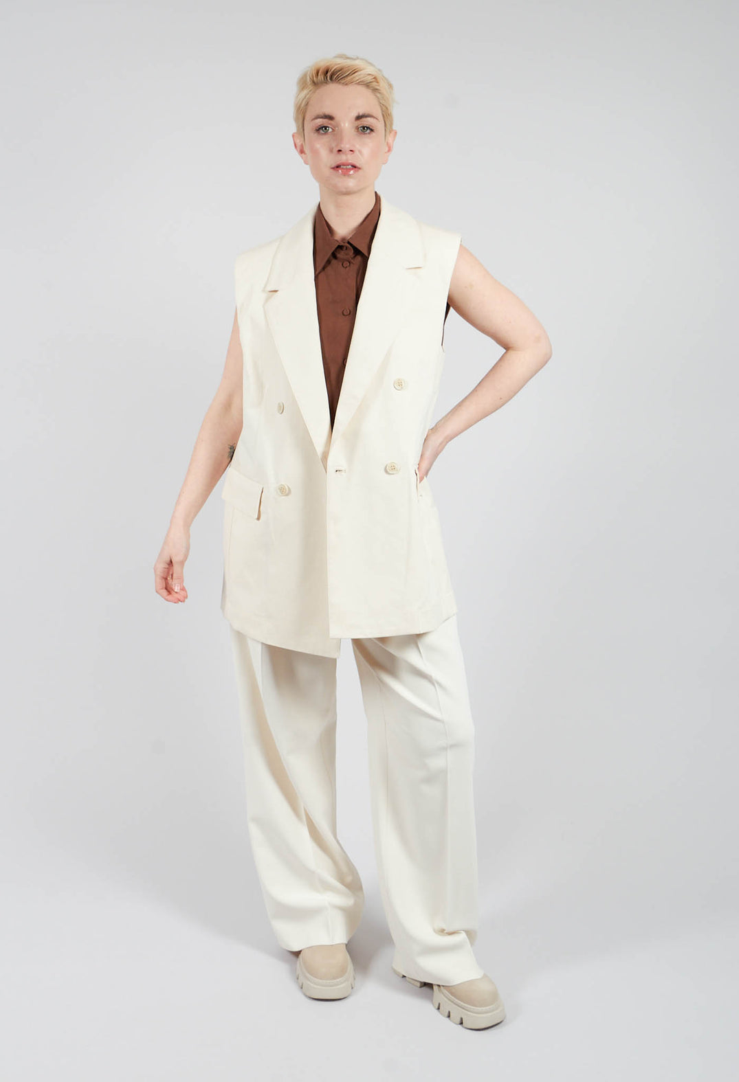 Cotton Canvas Waistcoat in Sea Salt