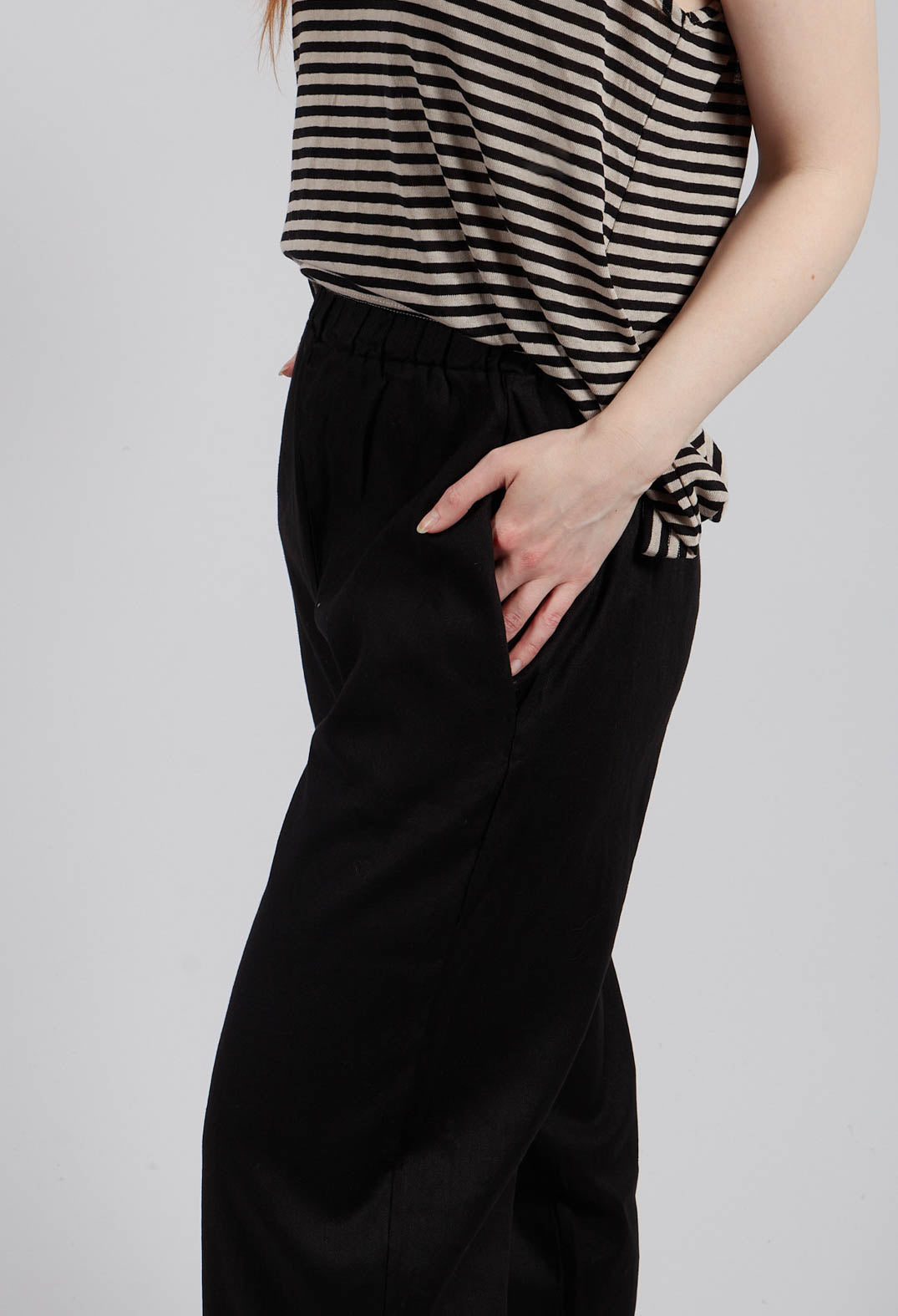 Cervo D Trousers in Nero