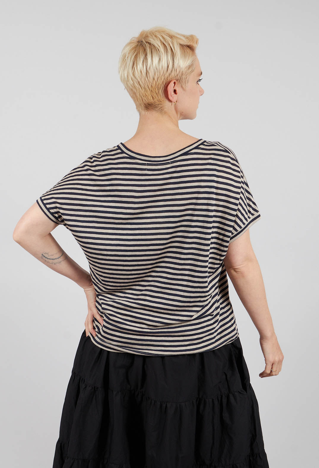 Decisa LR T-Shirt in Nero Stripe