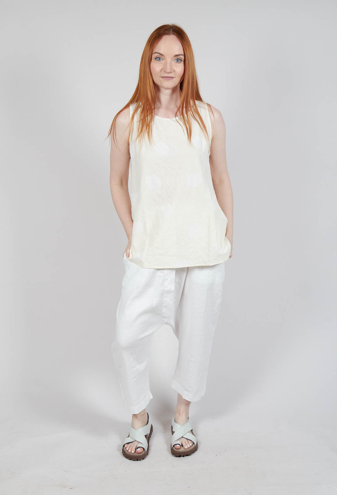 Lira S Top in Mandorla