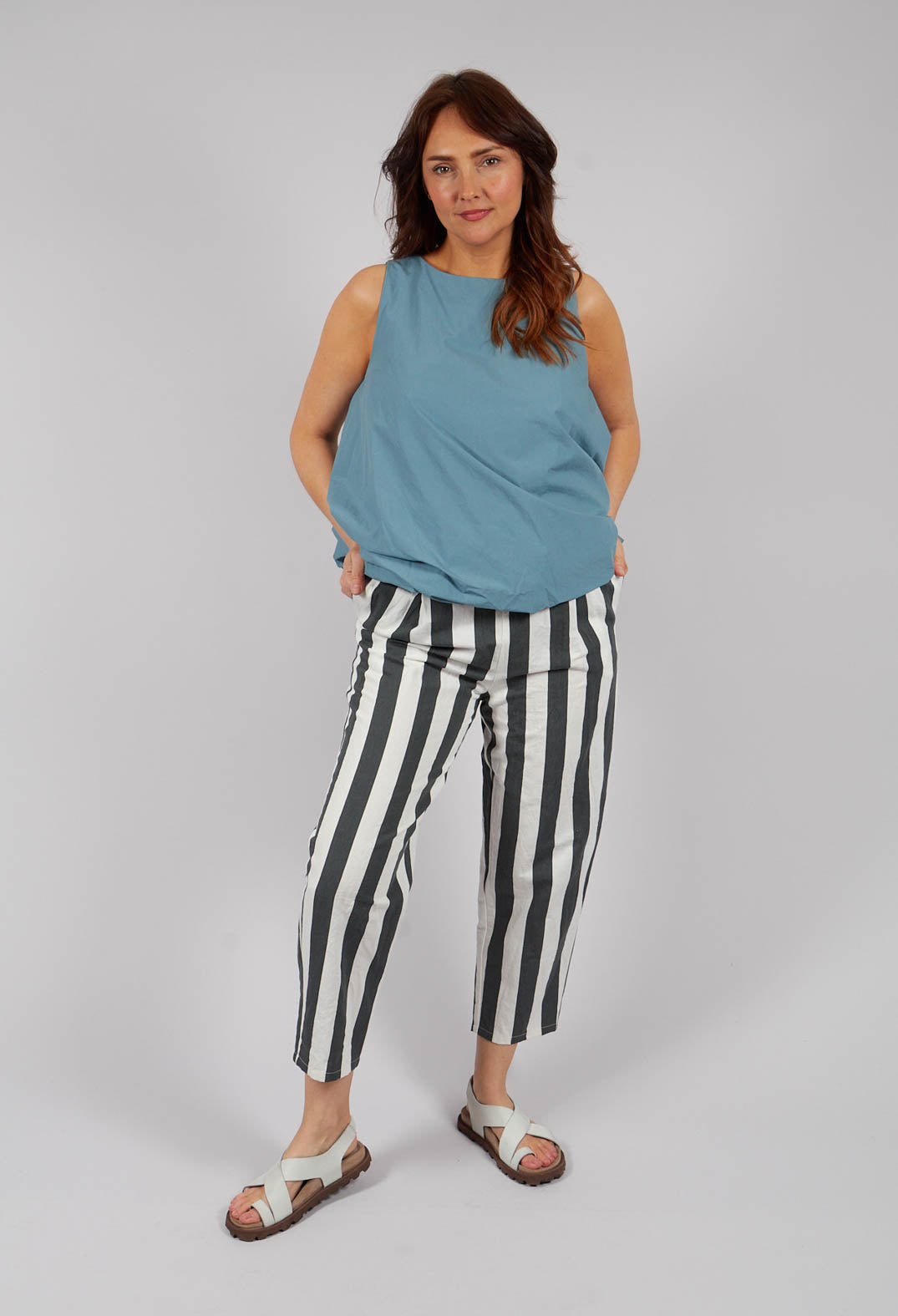Straight Leg Trouser in Cement