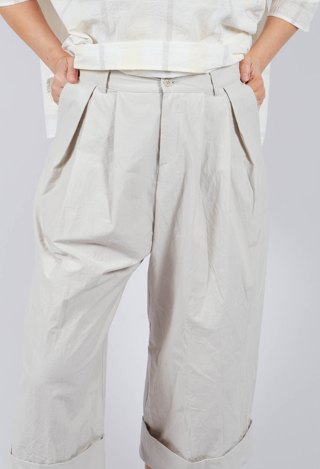 Turnup Trouser in Chalk