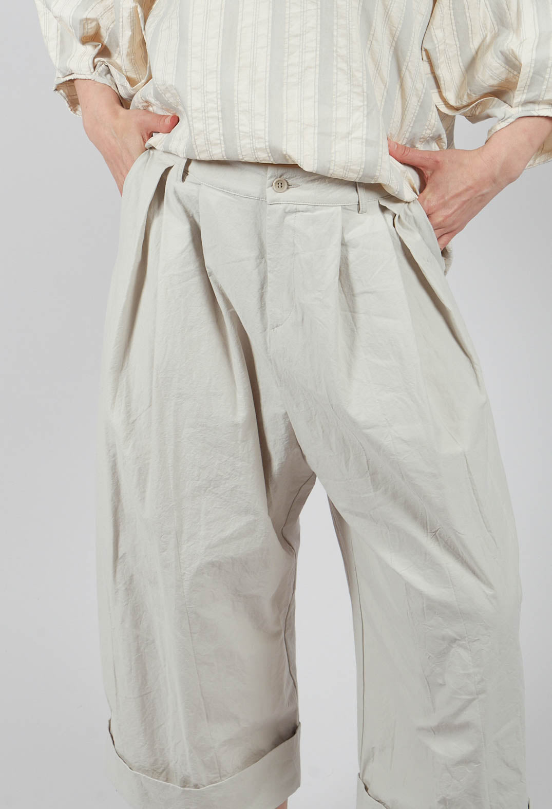 Turnup Trouser in Chalk