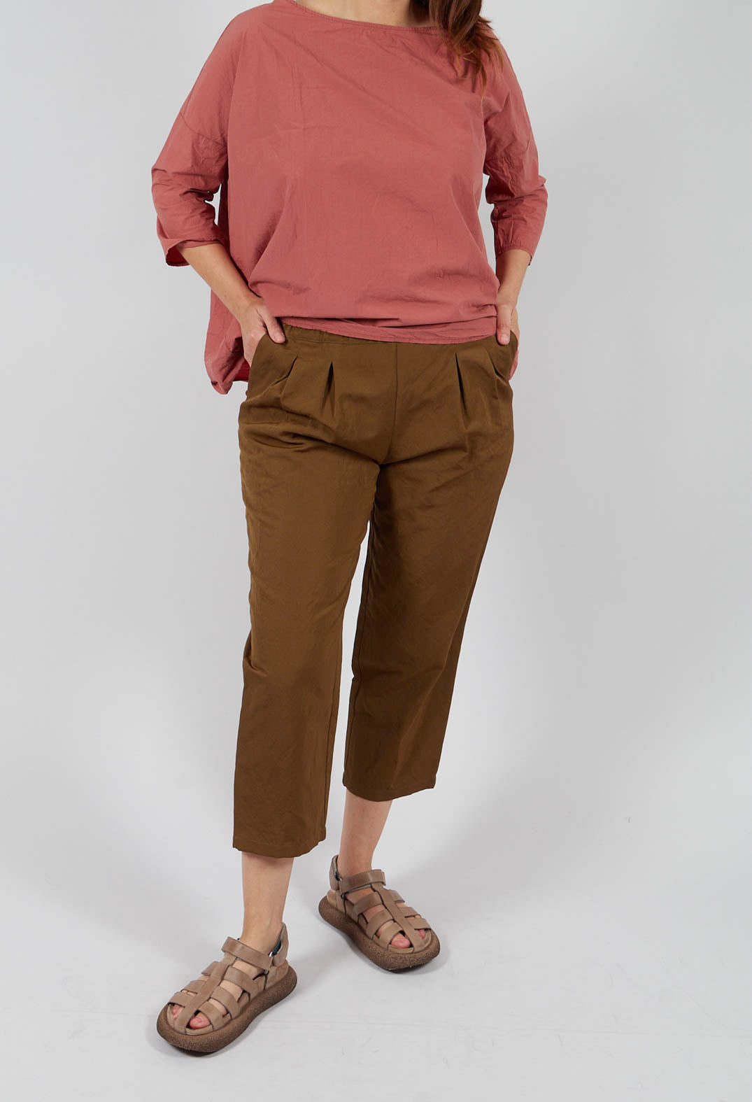 Barrel Leg Trouser in Military Green