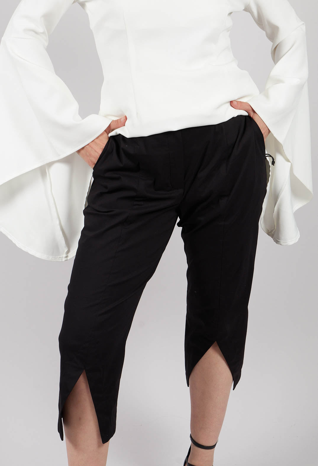 Belt Trousers in Black