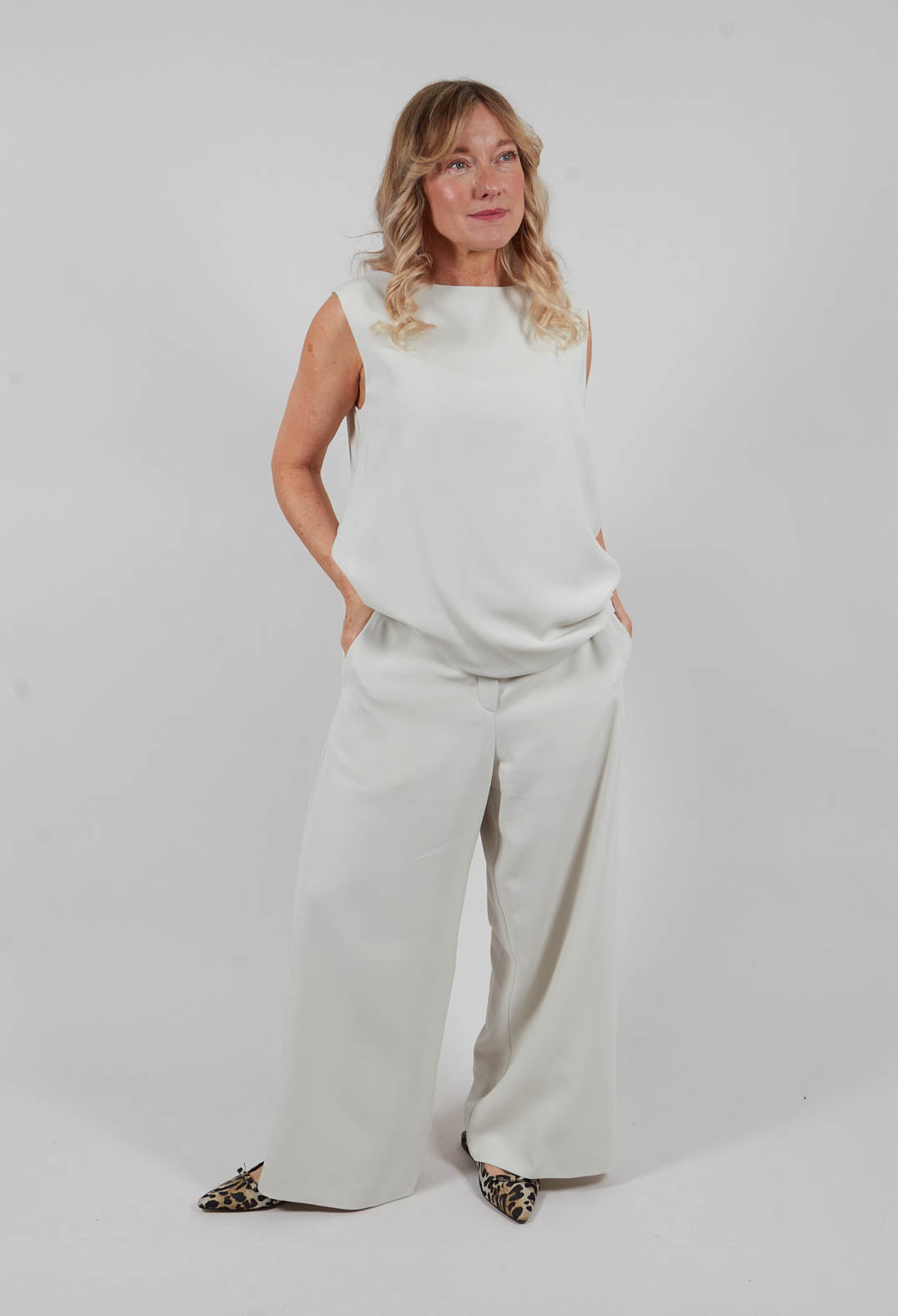 Anja Trousers in Grey