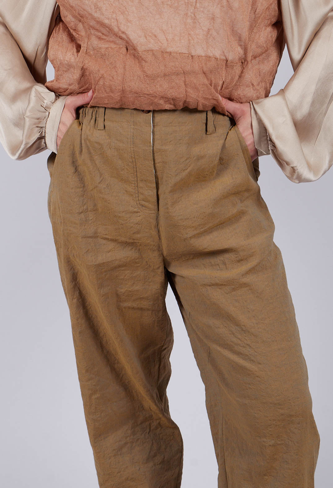 Gia Trousers in Khaki