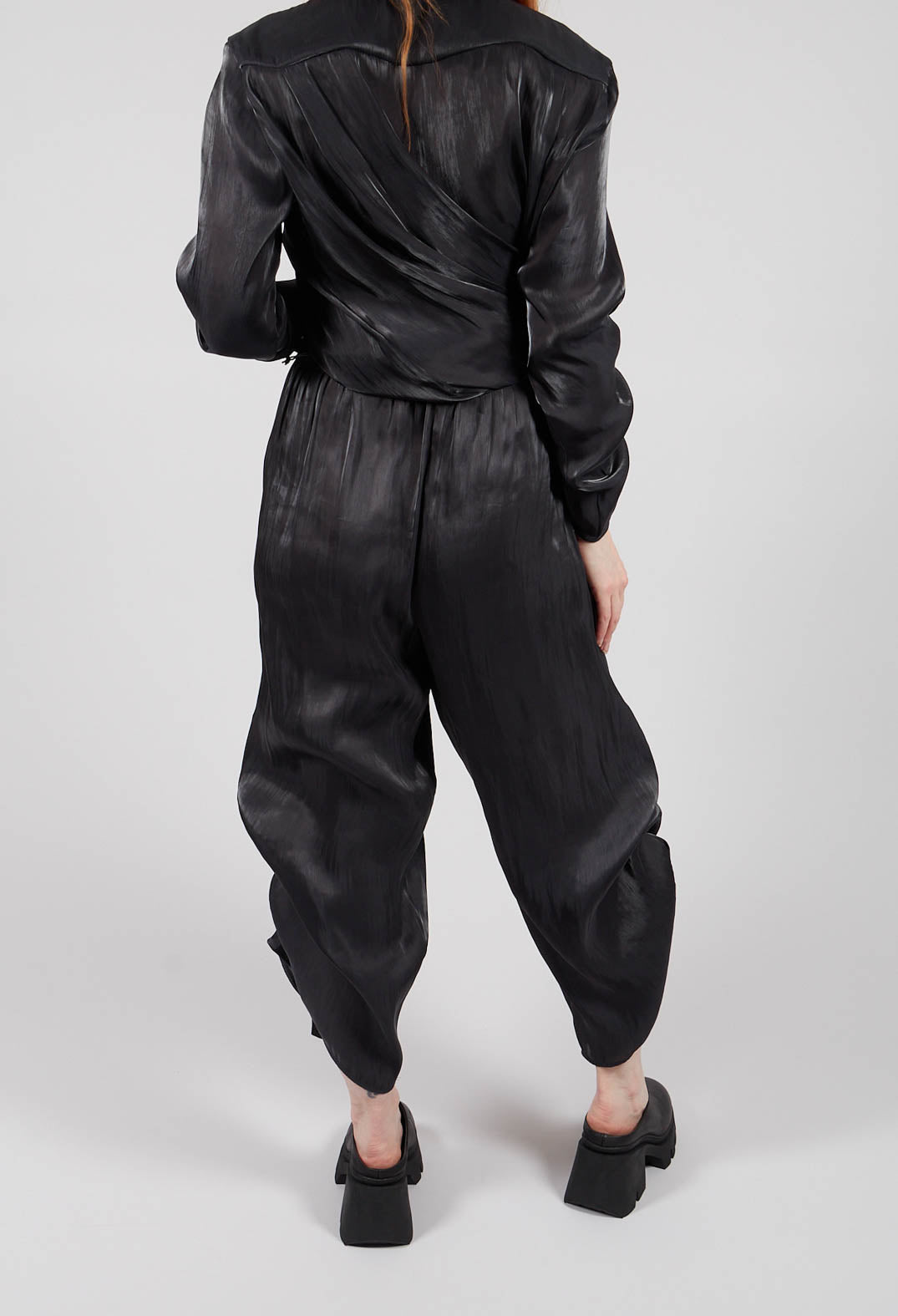 Serra Trousers in Anthrazite