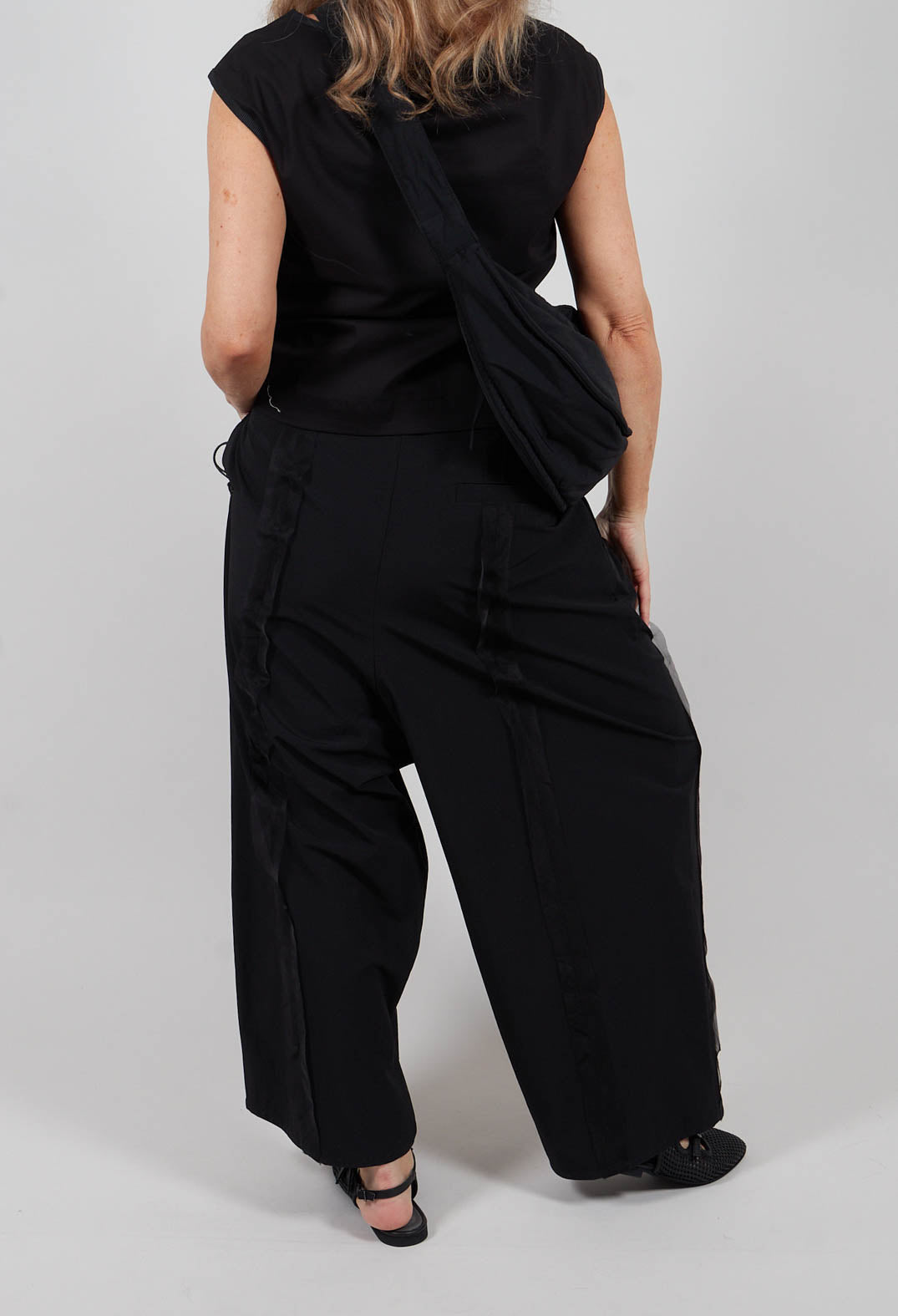 Olene Trousers in Black