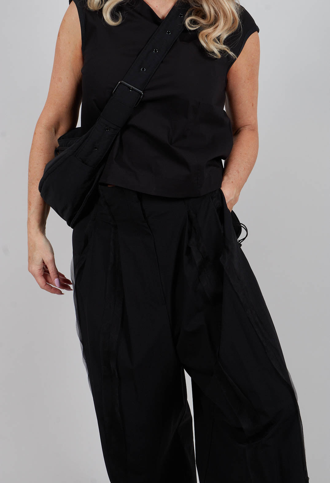 Olene Trousers in Black