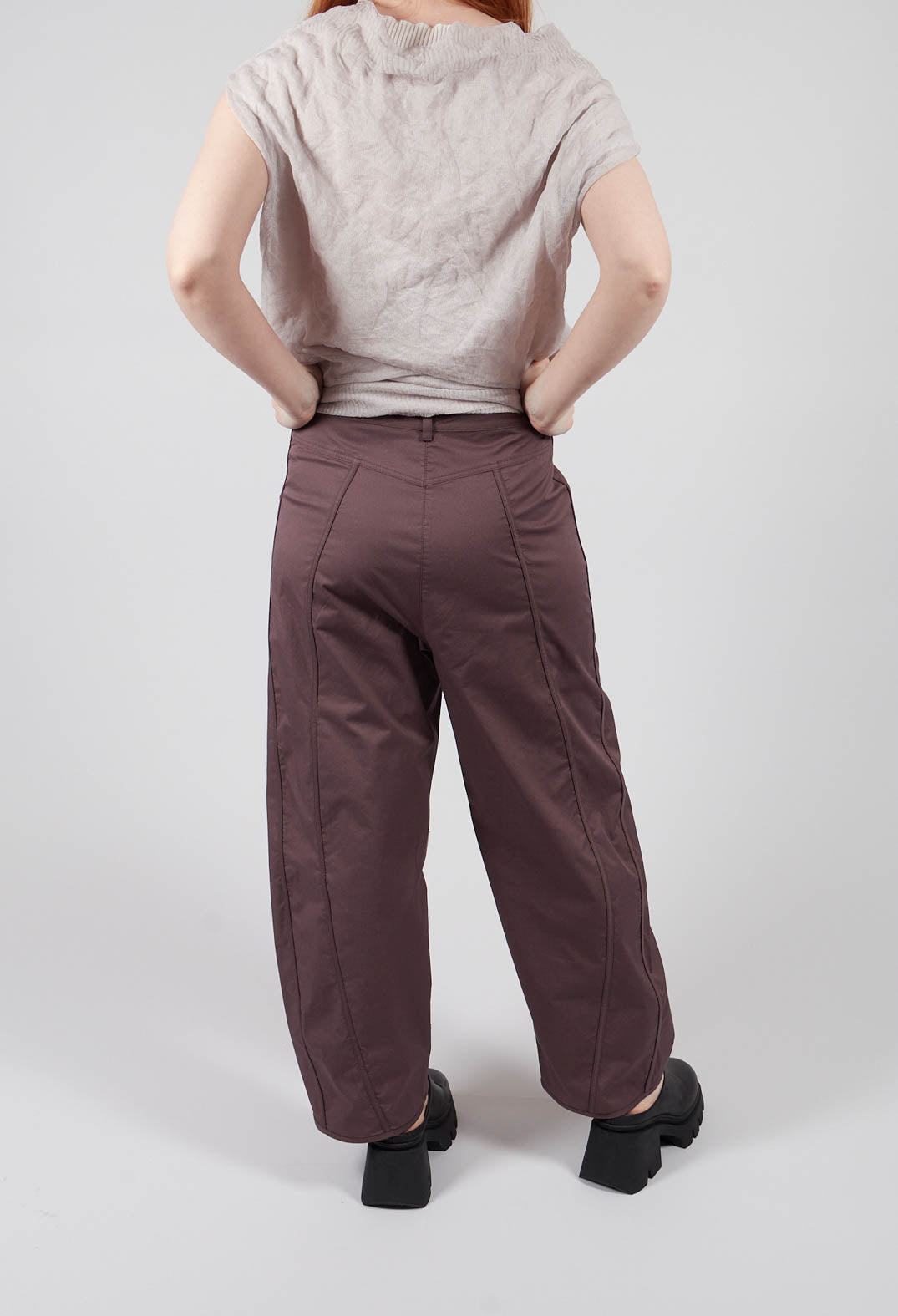 Vel Trousers in Brown