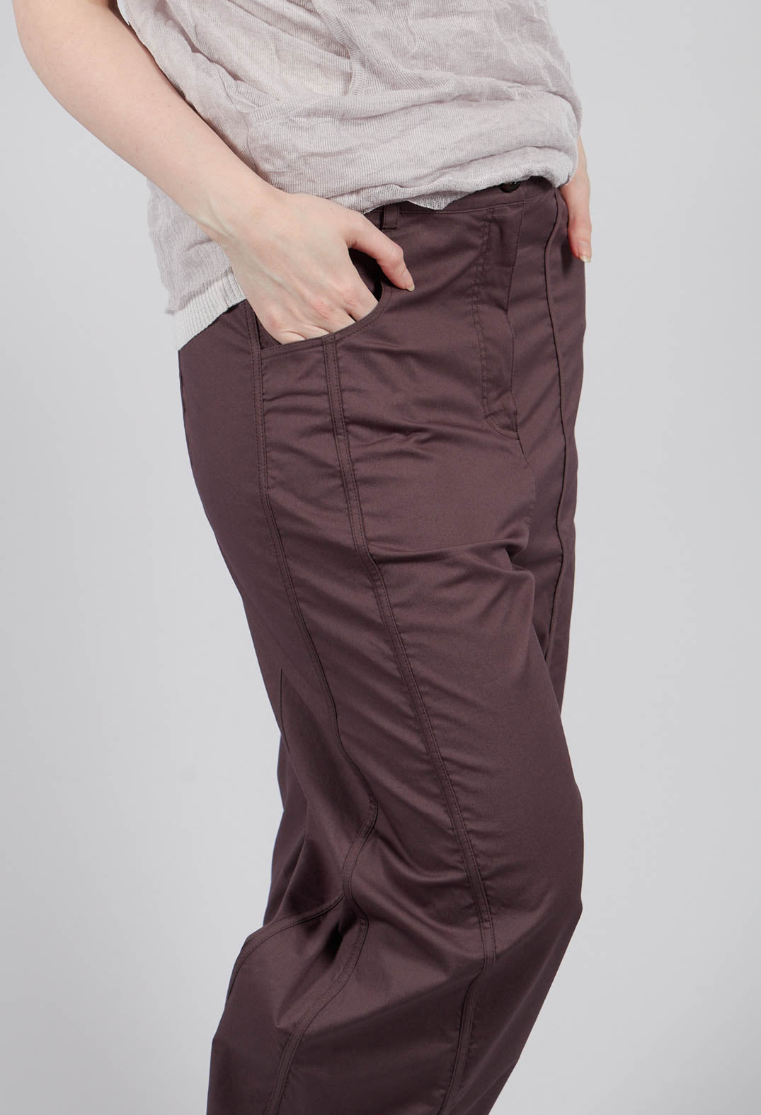 Vel Trousers in Brown