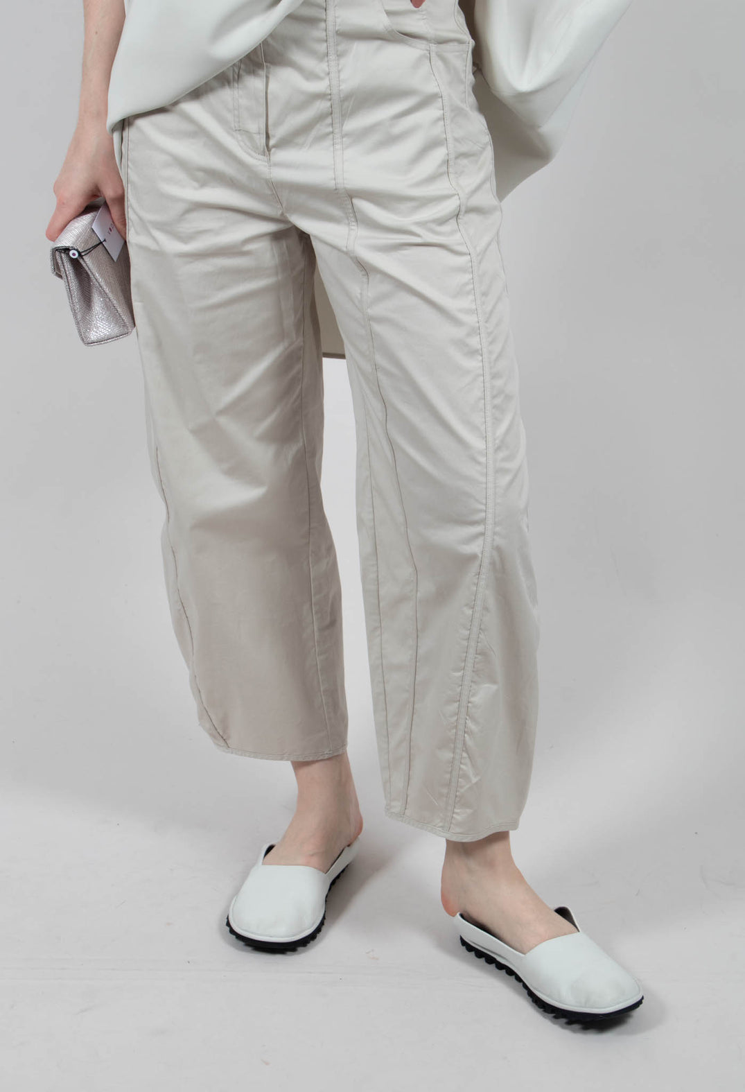 Vel Trousers in Grey