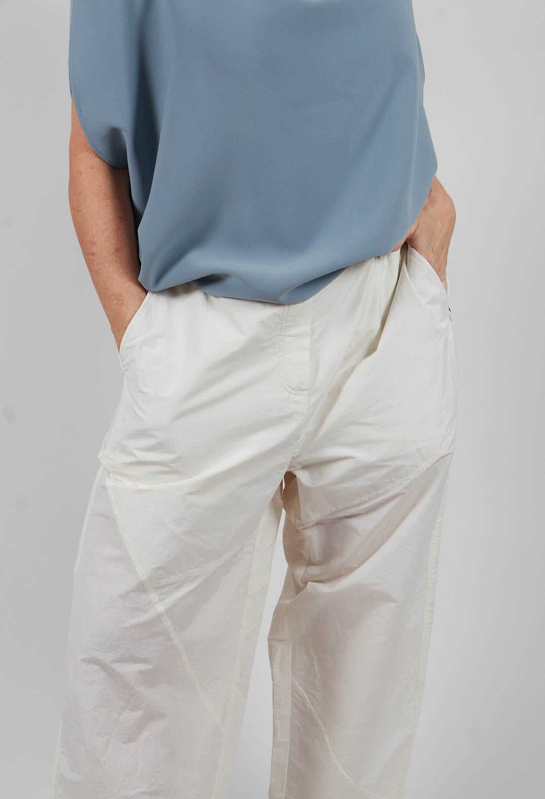Vela Trousers in Off White