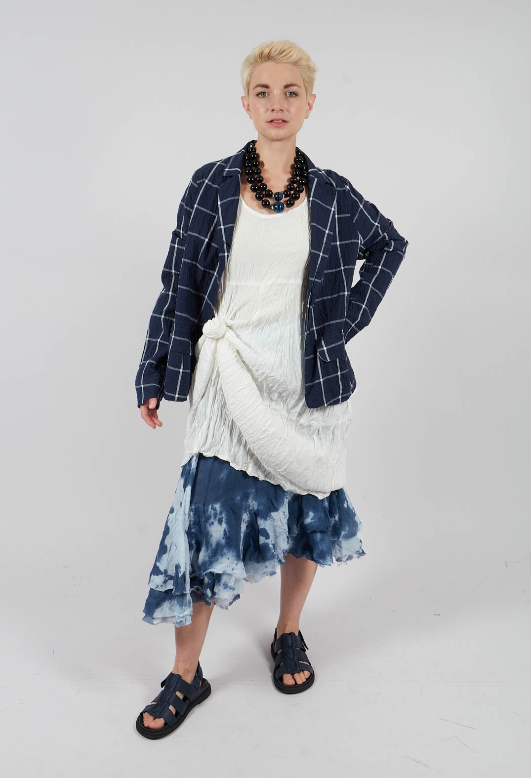 Licht-Crash Dress in Schnee