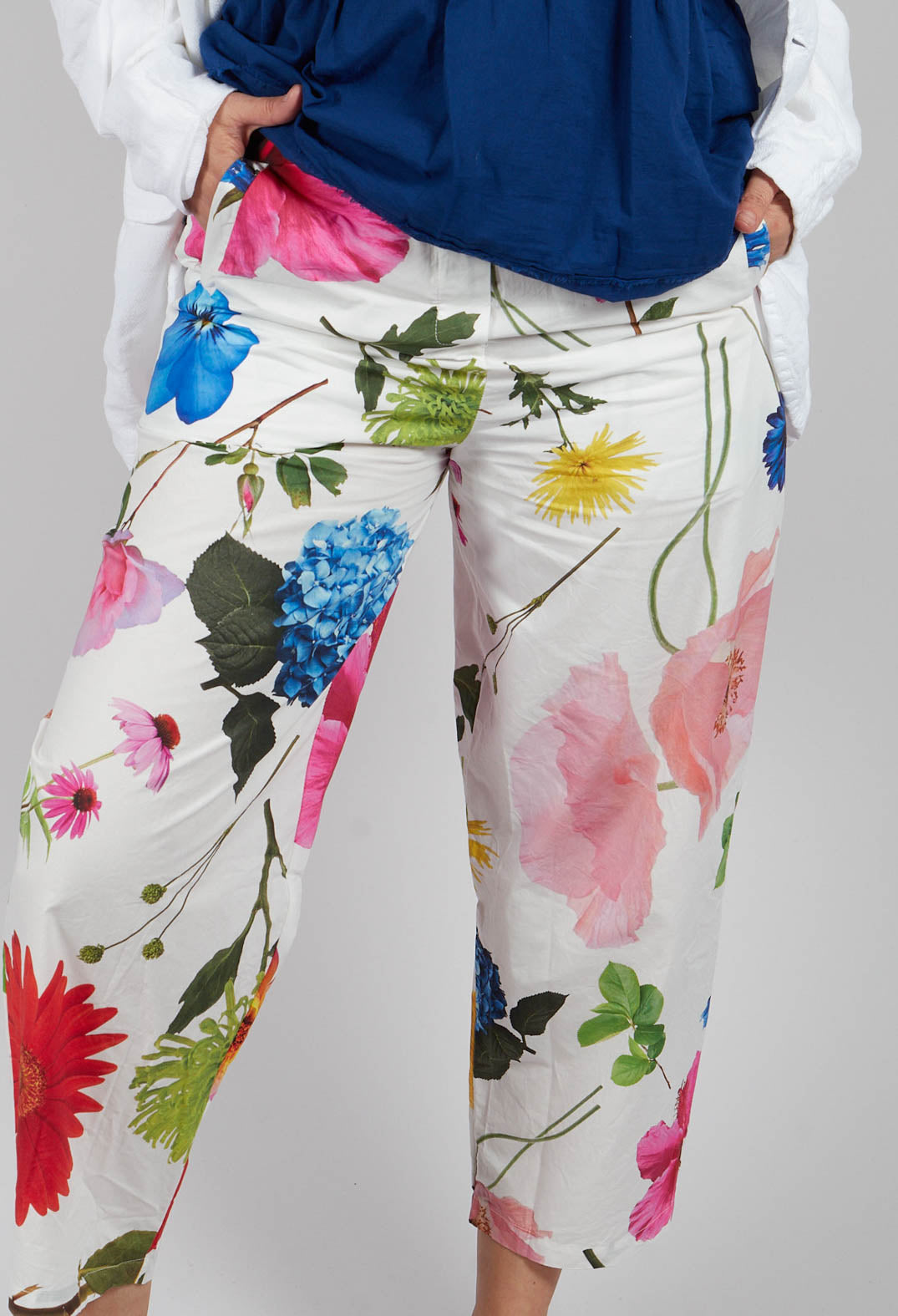 Potamia Printed Trousers in Flowers