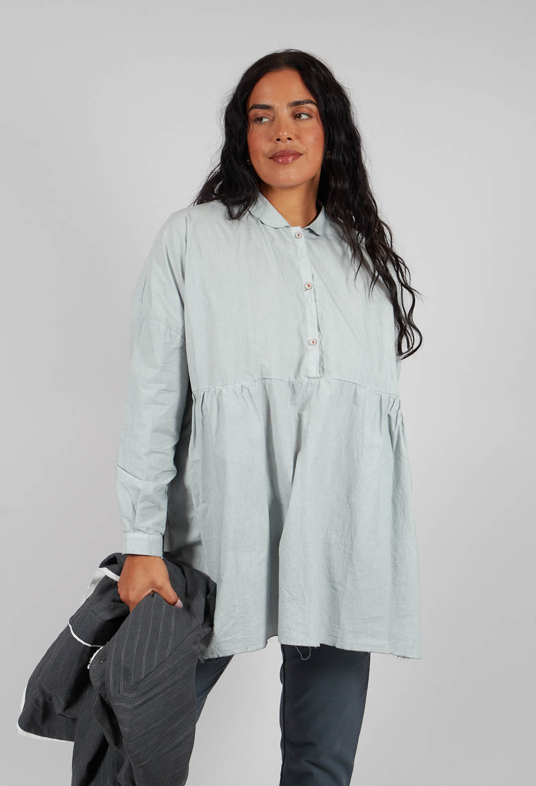 Saloma Shirt in Platin Old